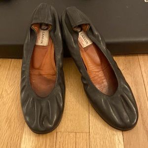 100% AUTHENTIC BLACK LANVIN LEATHER FLATS SIZE 39.5